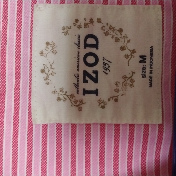 Izod M women's button down, cotton fitted shirt.  EUC - Picture 2 of 4